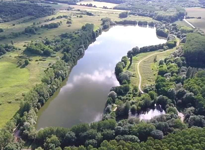 Etang Carpanium